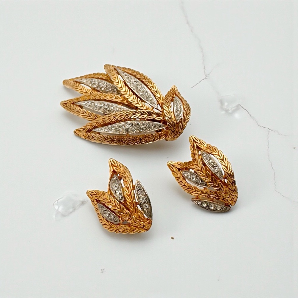 Vintage Gold and Silver Tone Leaf Rhinestone Jewelry Set